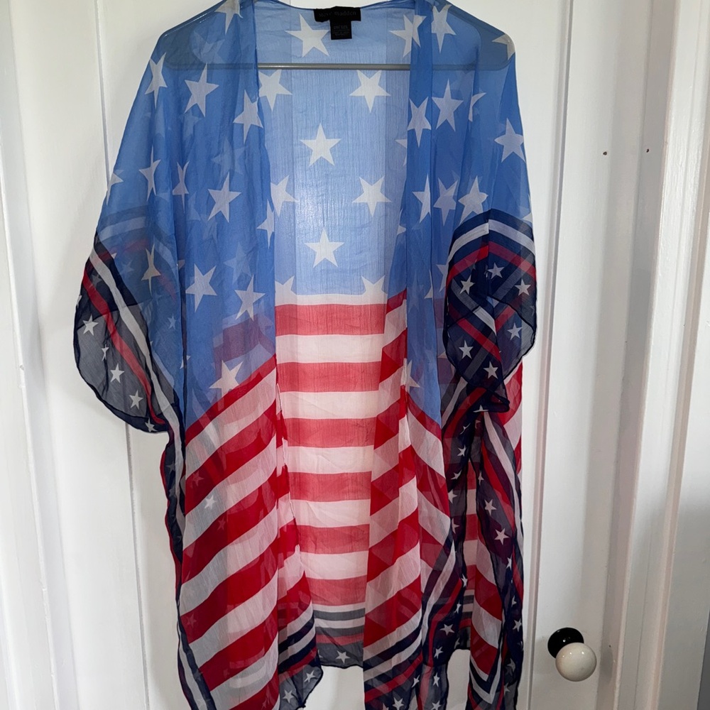 Steve Madden American Flag 4th of July cover up